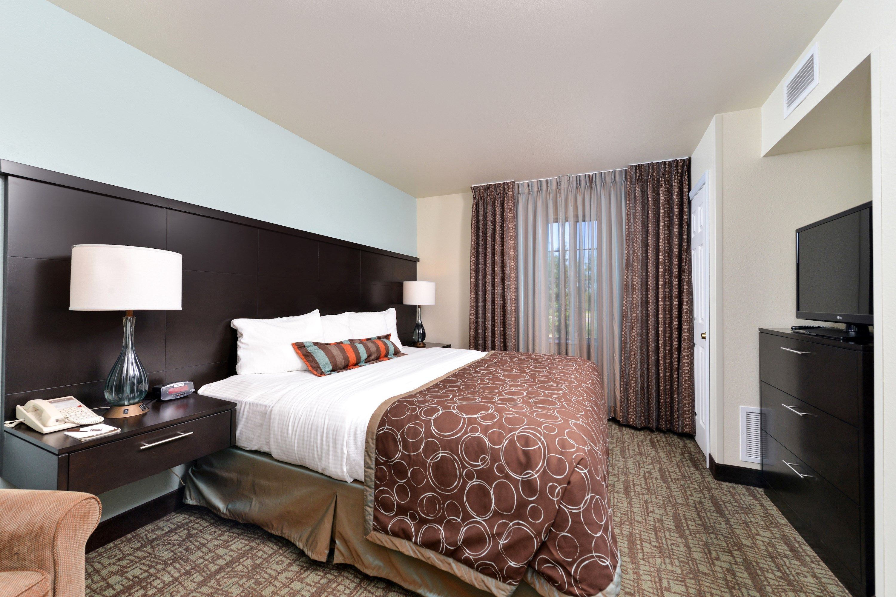 image Drift to sleep in this plush bed.