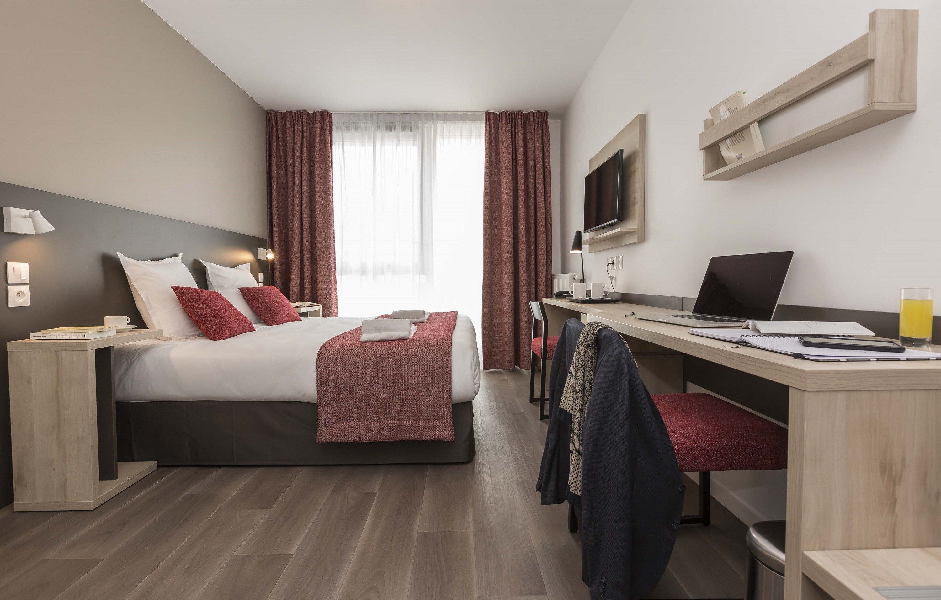 image Our studio may feature a Double bed or 2 Single beds - let us know what you prefer!