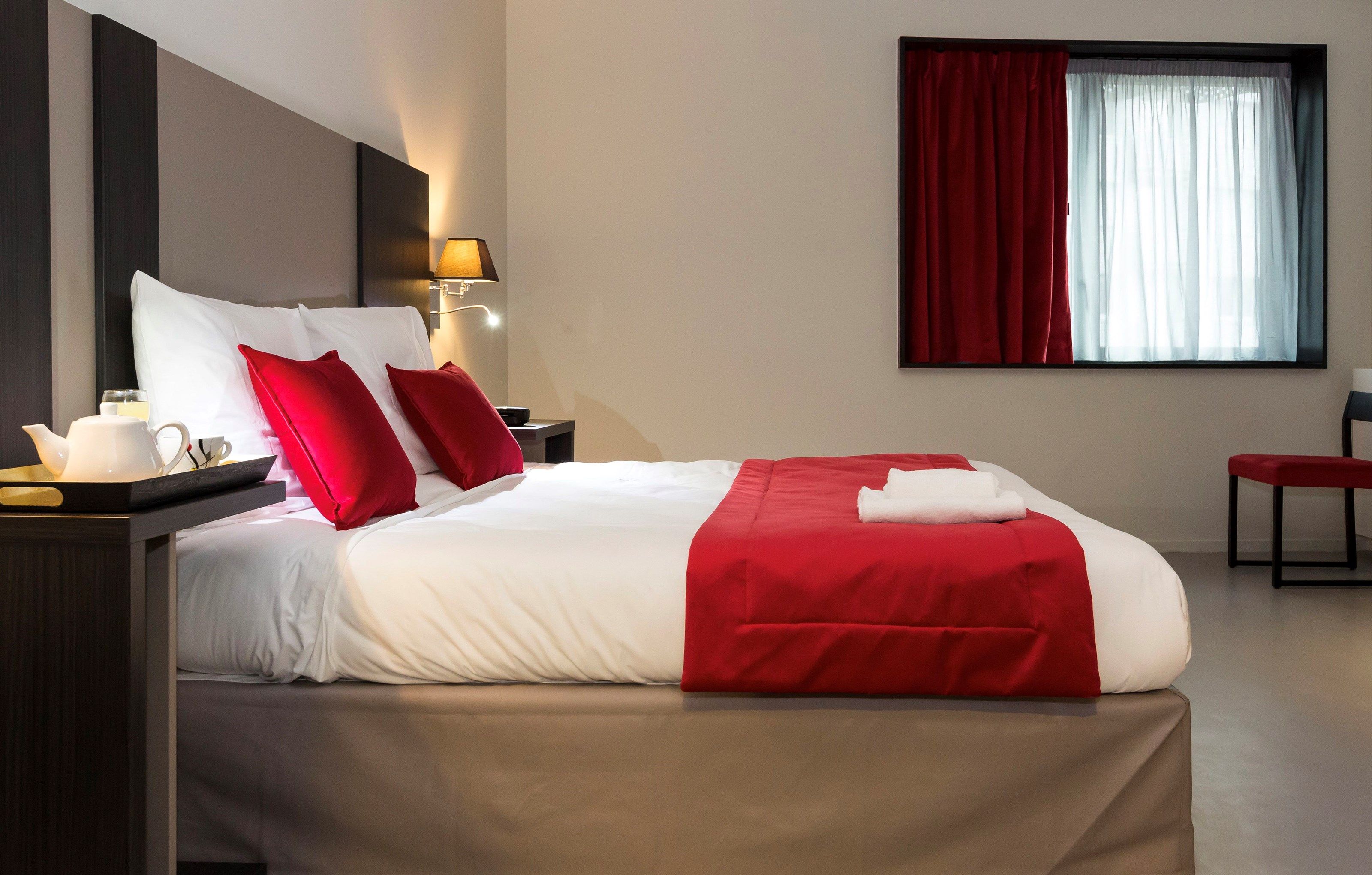 image Our unit can accommodate up to 3 guests!