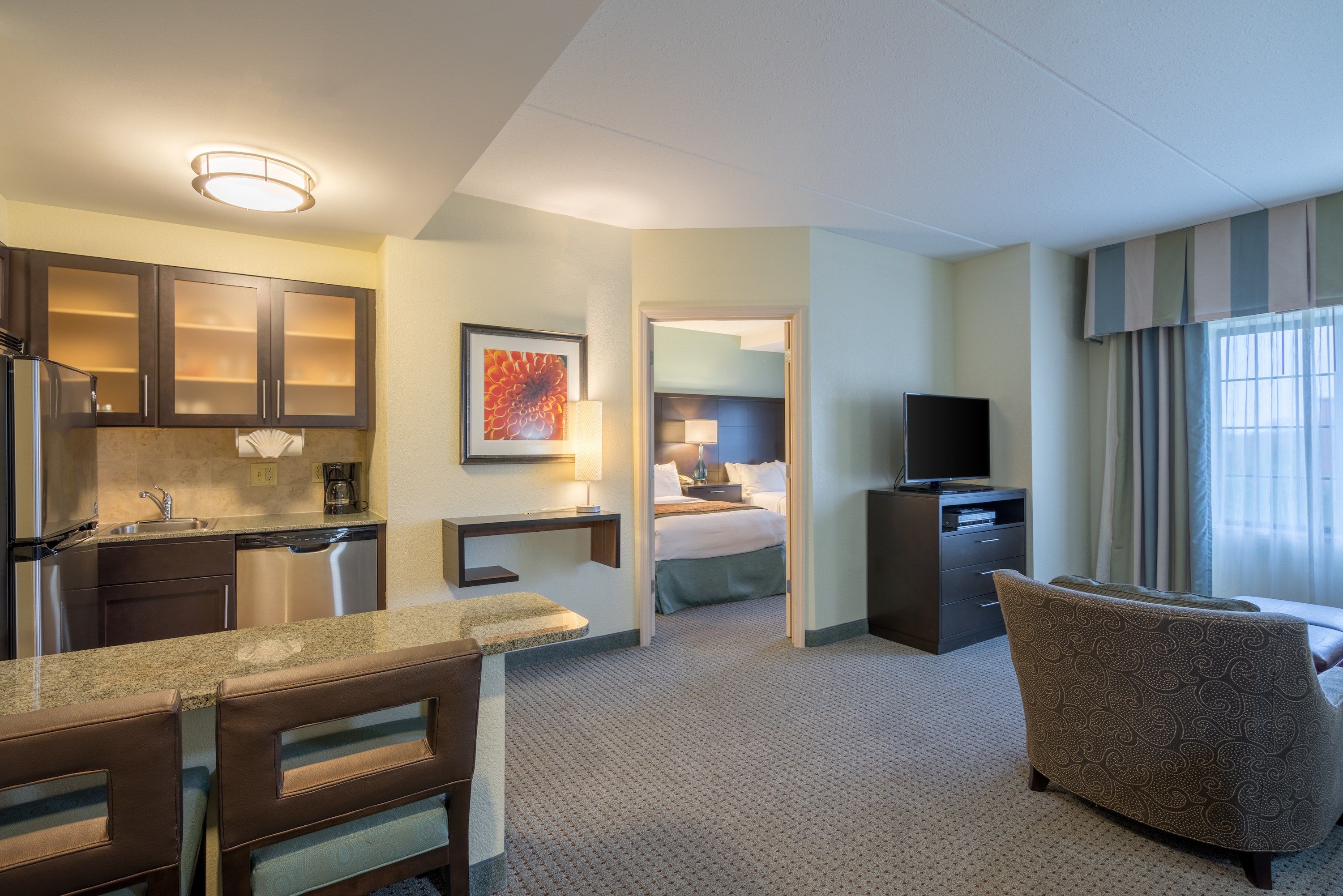 image Welcome to our elegant and modern suite.