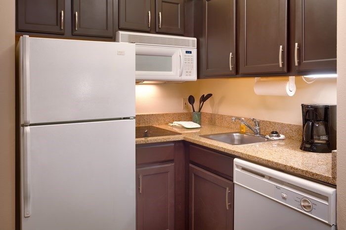 image Make a tasty snack in your own kitchenette!