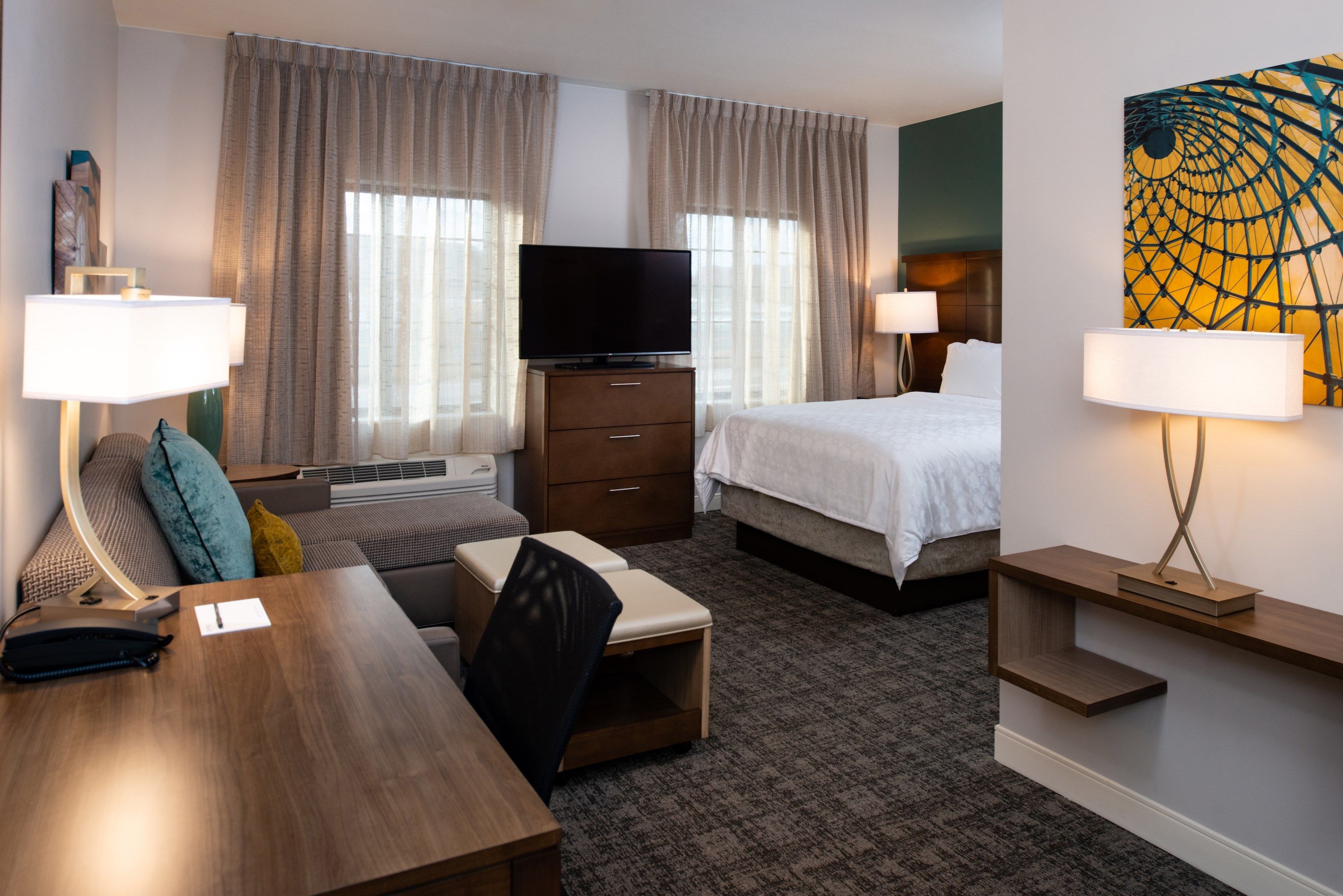 image You'll love your stay in our modern and fully furnished suite.