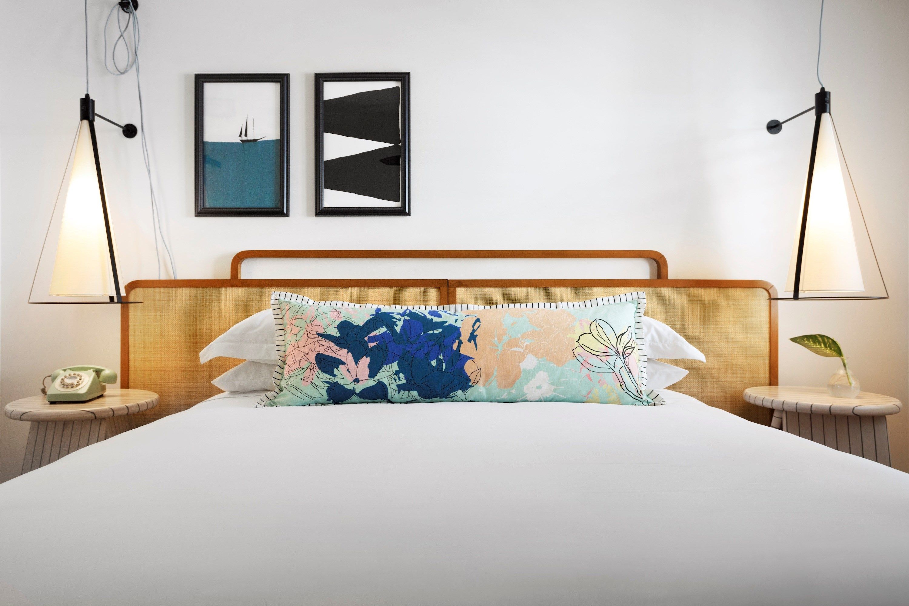 image Drift to sleep in the comfortable double bed.