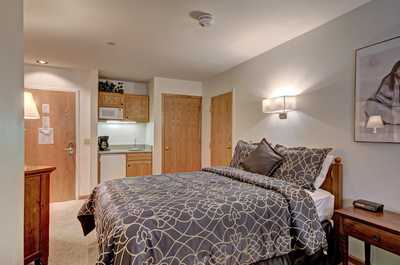 There are 2 cozy bedrooms in your condo, featuring a variety of bedding options.