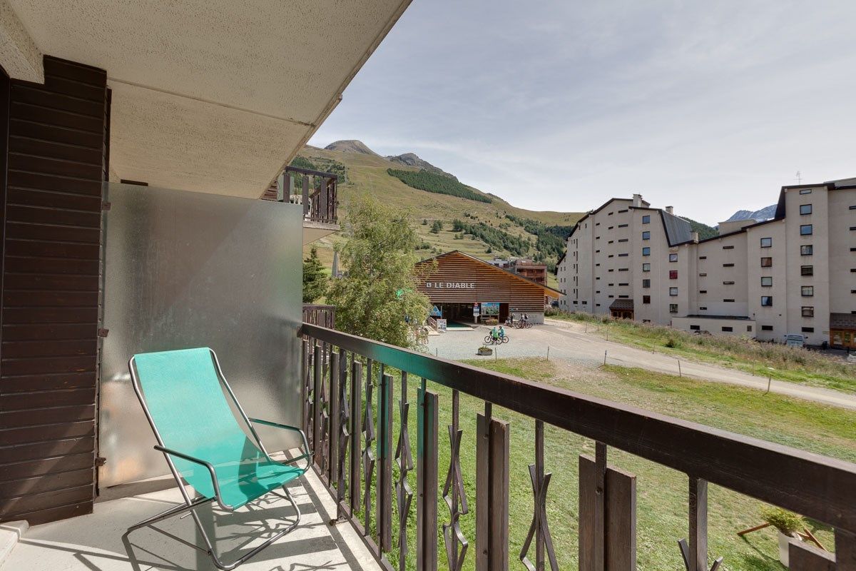 image Relax on your balcony or terrace! Views vary.