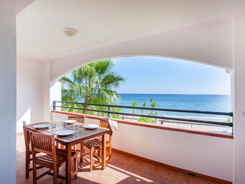 image You'll love our apartment with a sea view!