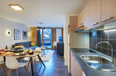 Whip up a snack in the kitchenette!