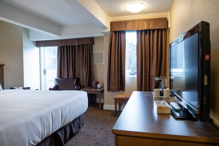 image Enjoy the warm and cozy decor.