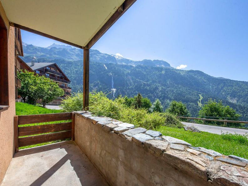 image Step out onto your balcony or terrace and breathe the fresh air. Views vary.