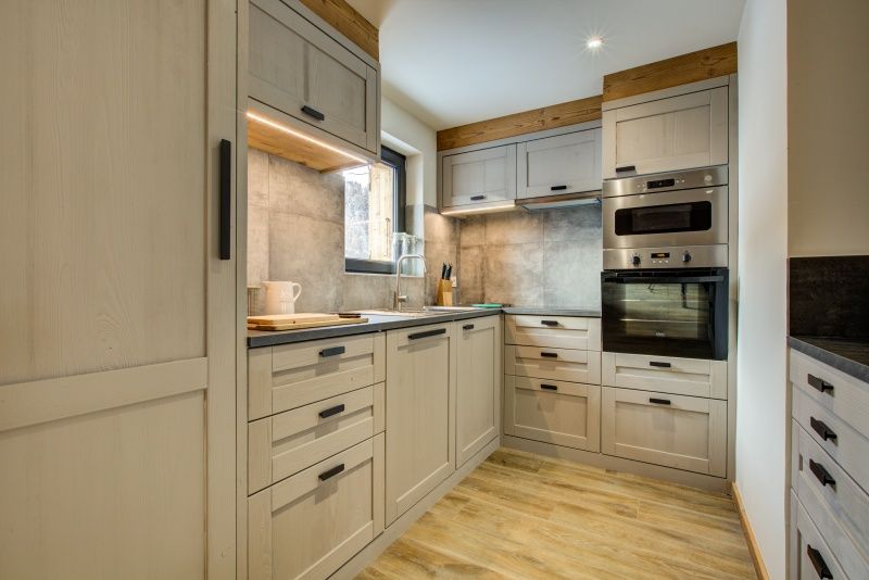 image Prepare meals in the comfort of your very own fully-equipped kitchen.