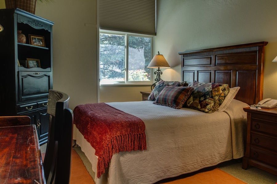 image Get a good night's sleep in the spacious master bedroom.