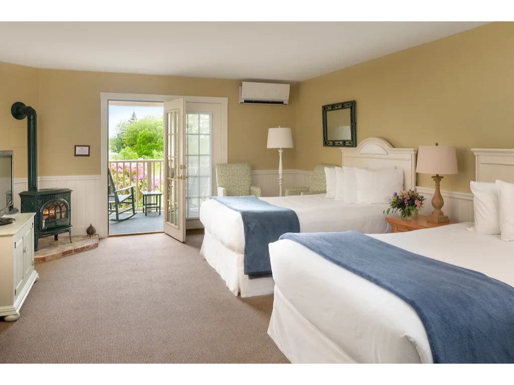 image You'll love our bright and open living area.