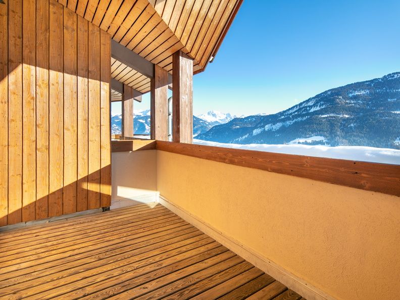 image Start your day with some fresh air out on the balcony!