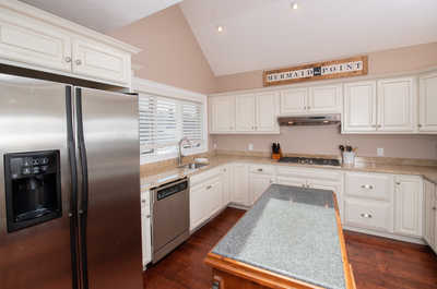 The fully-equipped kitchen features all the amenities you'd need to make a delicious meal.