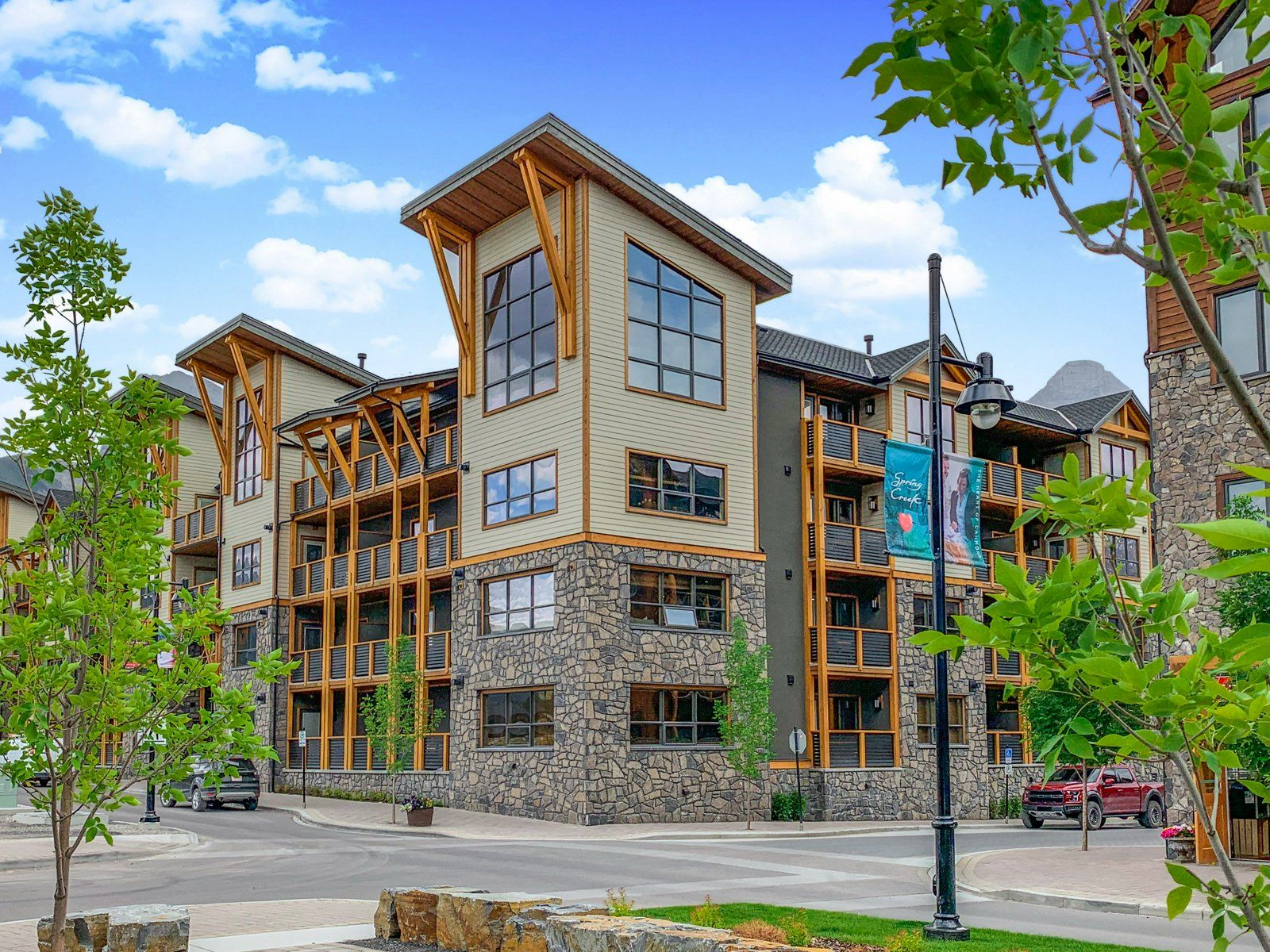 image Plan your dream mountain getaway in our 3-bedroom condo, complete with all amenities and close to Canmore's downtown.