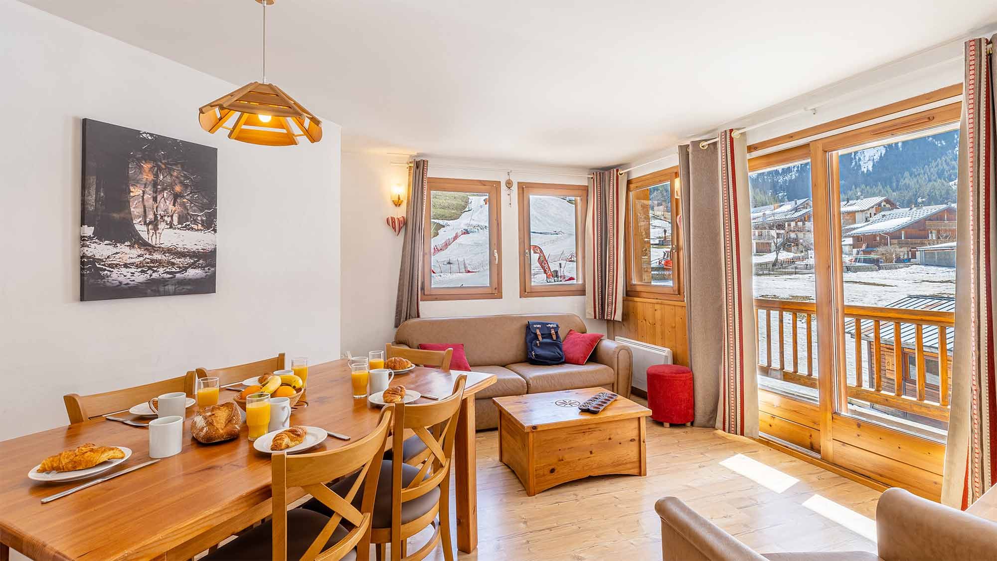 image Welcome to our cozy apartment by the pistes!