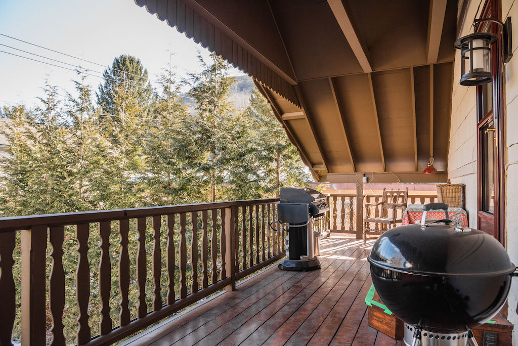 image Enjoy stunning views while you BBQ on the deck.