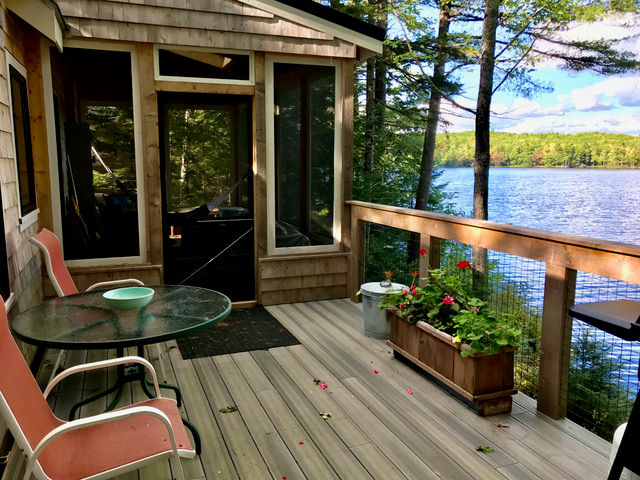 image Welcome to our charming Lakefront Cottage!