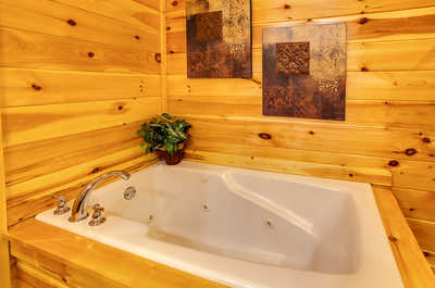 Soak up in one of our two jacuzzi tubs.