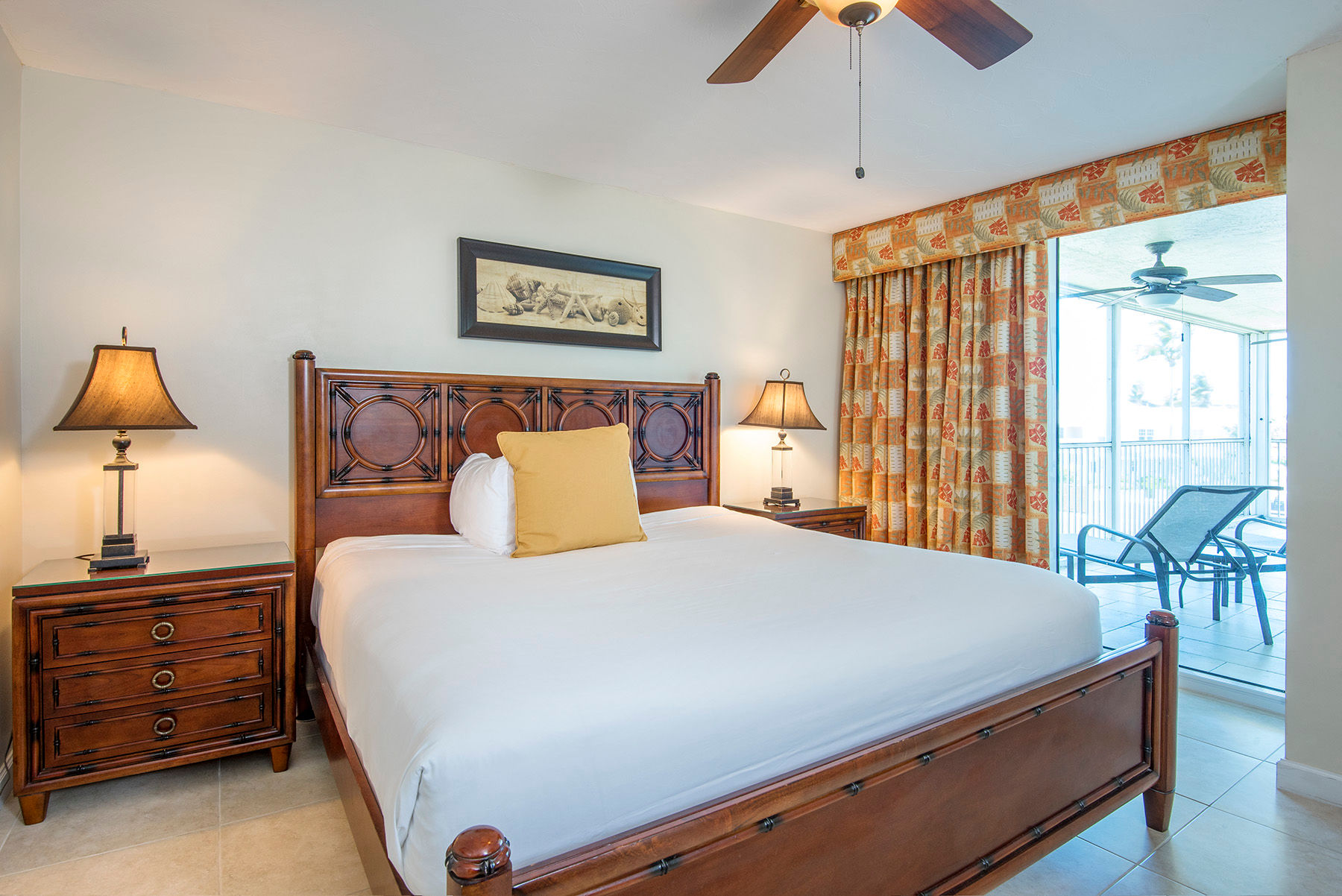 image The house features one master bedroom with a queen bed and a second bedroom with twin beds.