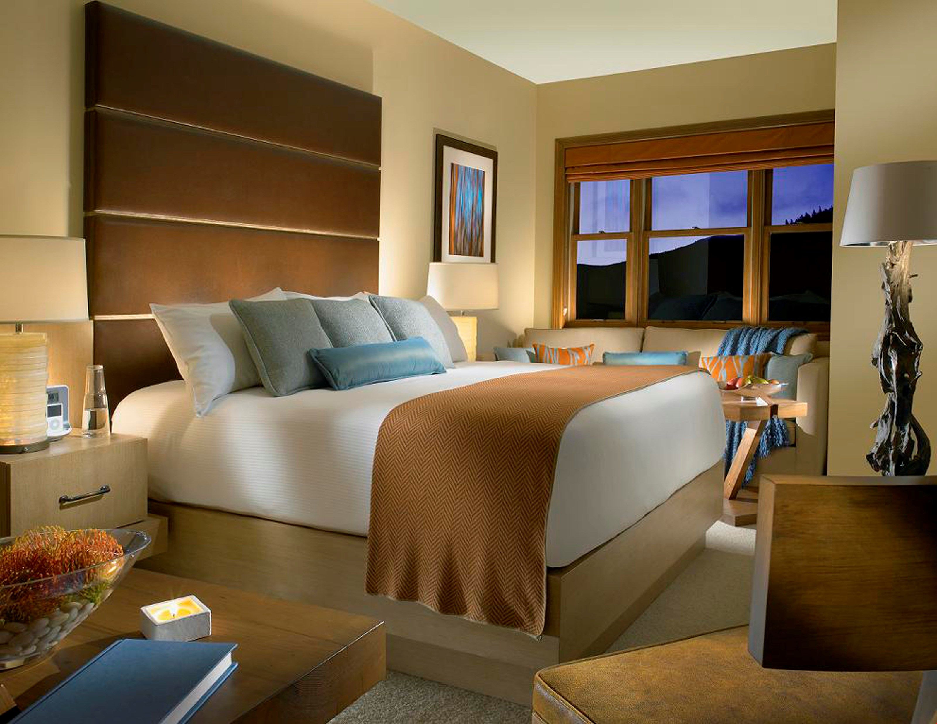 image Get a good night's sleep in the plush king bed.