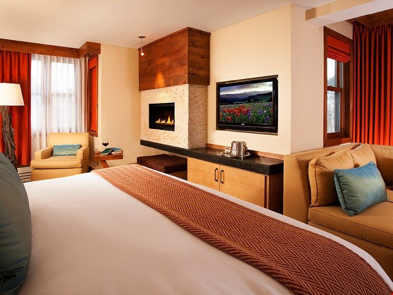 image Get a good night's sleep in the plush king bed.