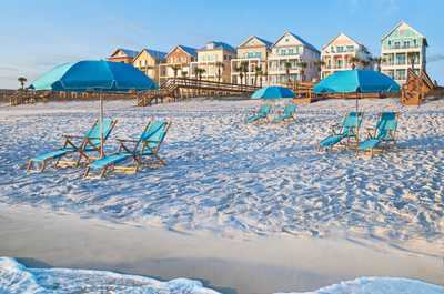 Enjoy the resort’s beach services, including chair and umbrella service, water toy rentals, and more!