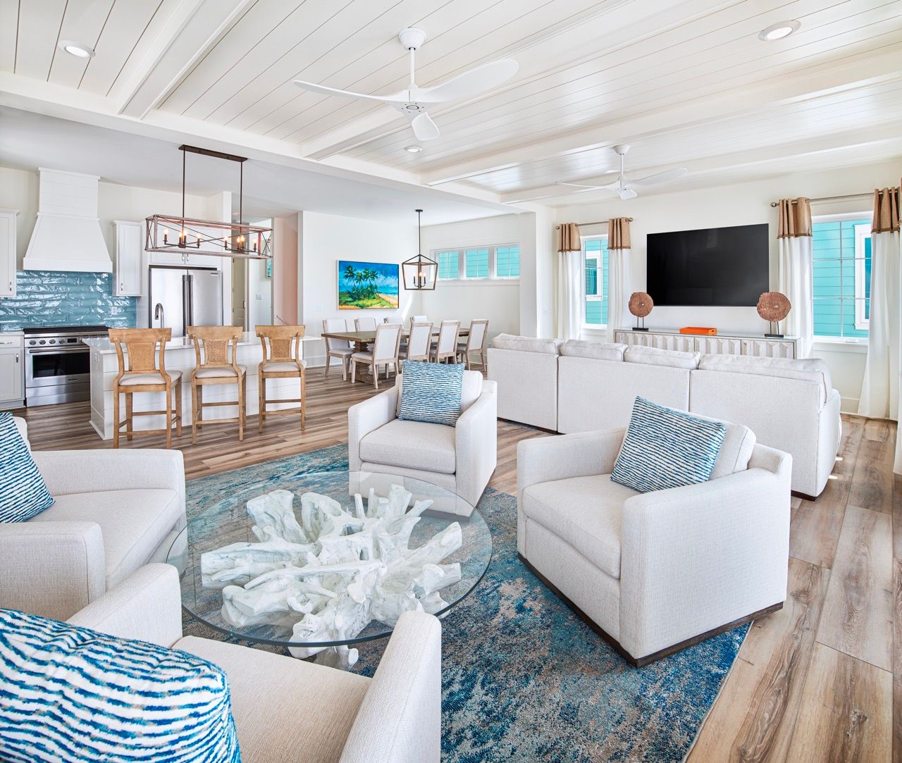 image Your spacious second-floor Living Area provides plenty of seating and incredible gulf views.