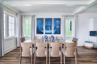 Relax with family and friends around your spacious dining table.