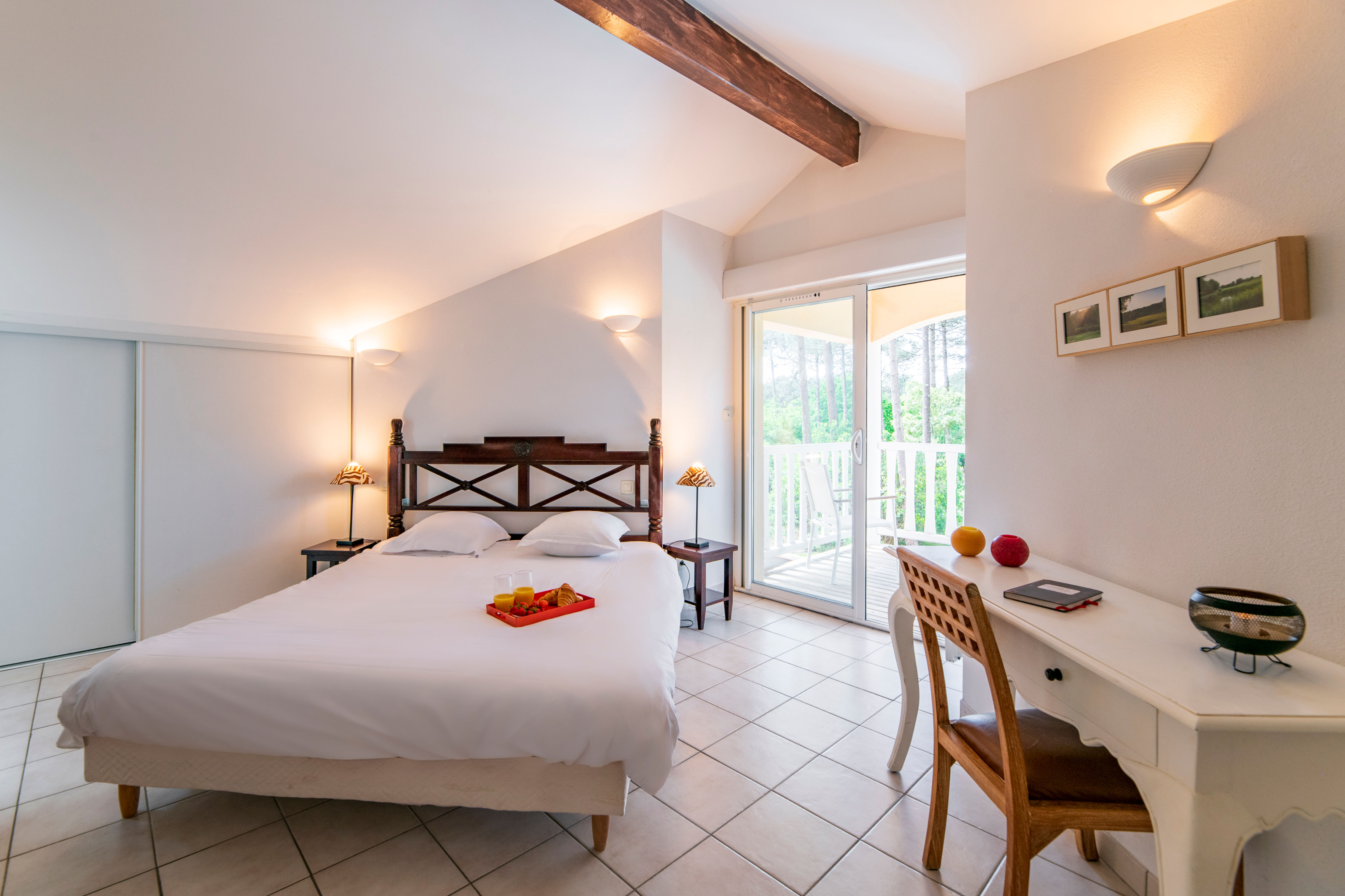 image A number of these units are available, and each is individually decorated. The images shown are a representation of the unit you will receive.