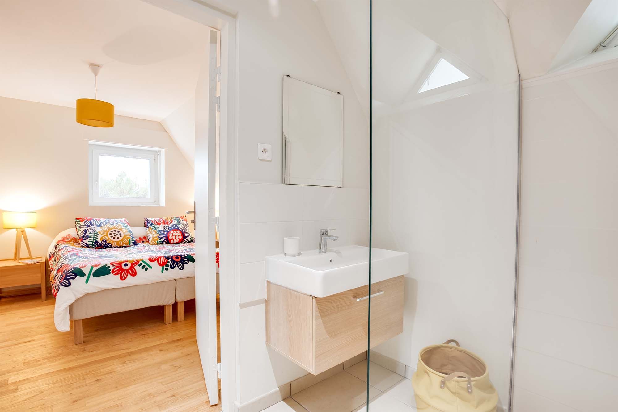 image Your own private bathroom to relax after a day discovering Brittany.