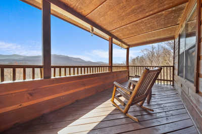 Step out onto the upper balcony to bask in the expansive Smoky Mountain panoramas; a tranquil spot for morning reflections or sunset toasts.