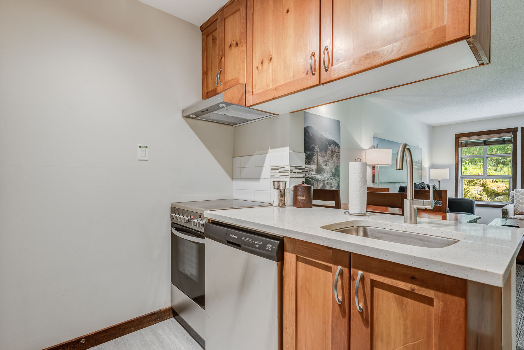 image Well-equipped kitchen with all the essentials and a dining area.