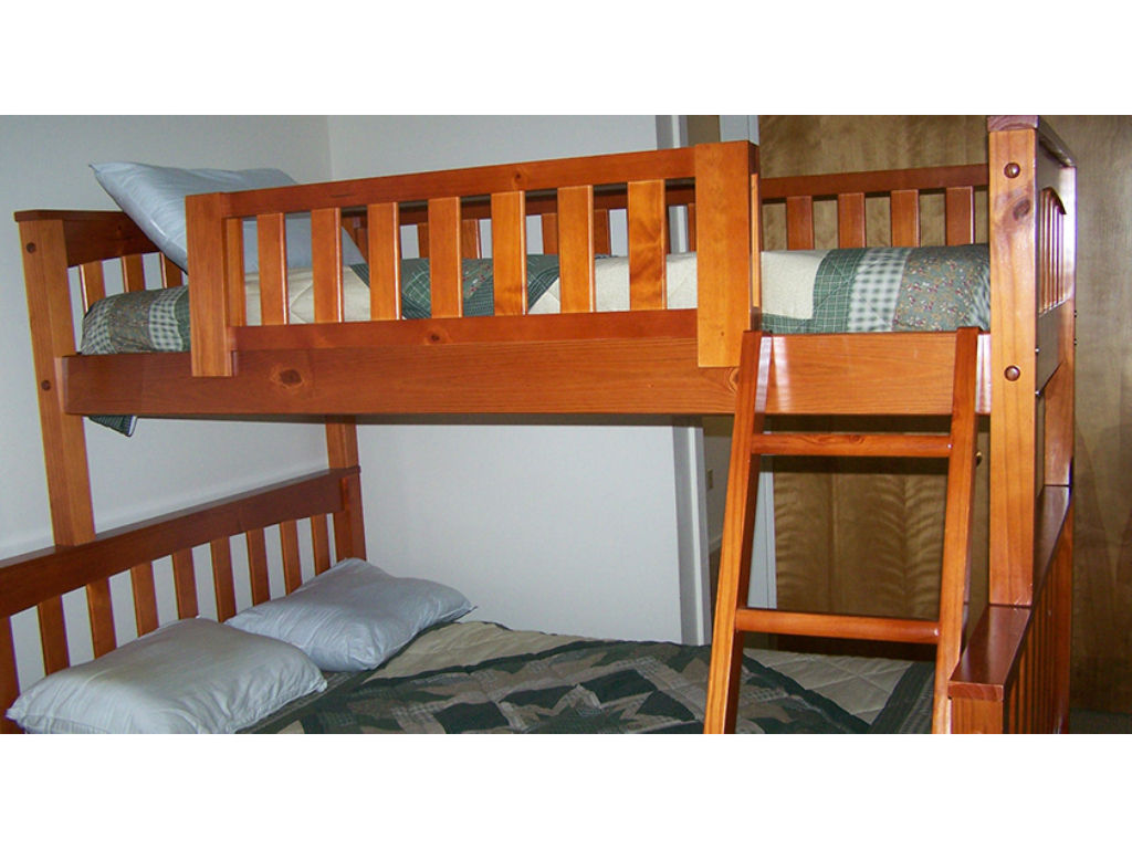 image Ideal for families or groups, this room offers convenient bunk beds for extra sleeping space.
