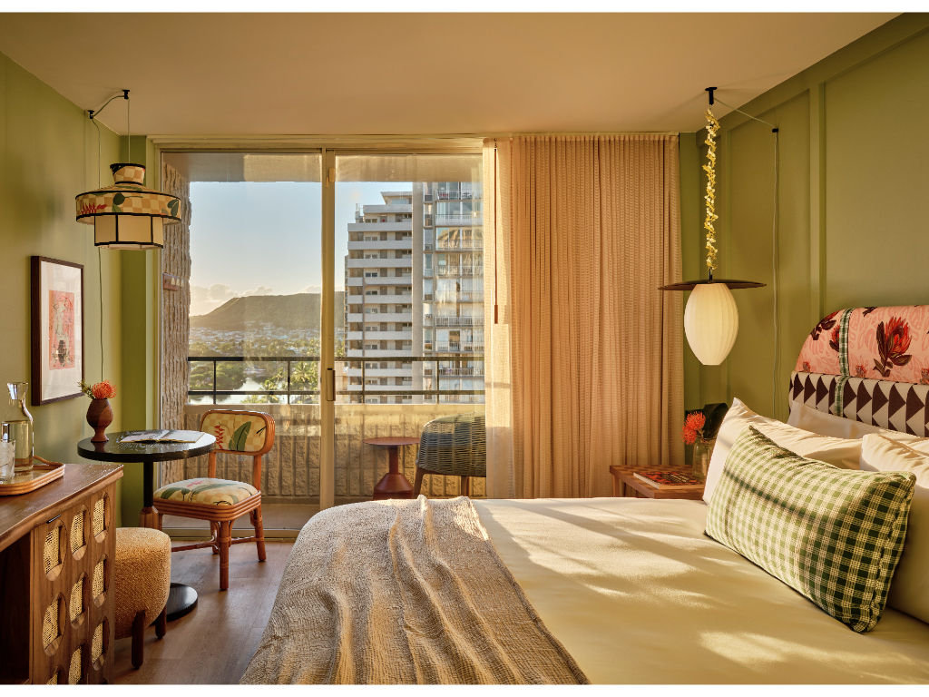 image Bask in the warmth of natural light as it pours into this cozy and inviting space, perfect for relaxation with stunning city views as your backdrop.