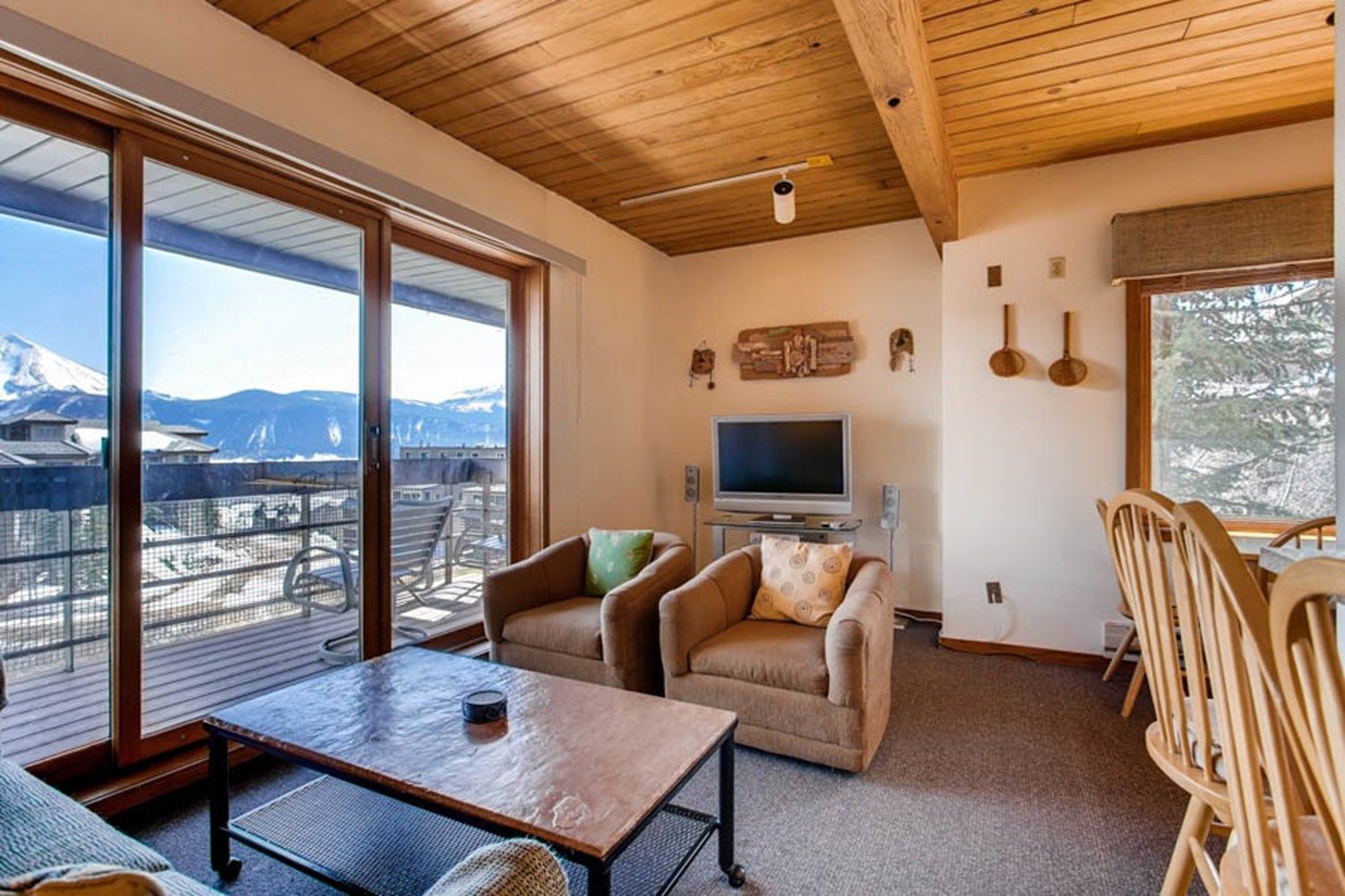 image Welcome to your cozy and charming condo in Crested Butte!