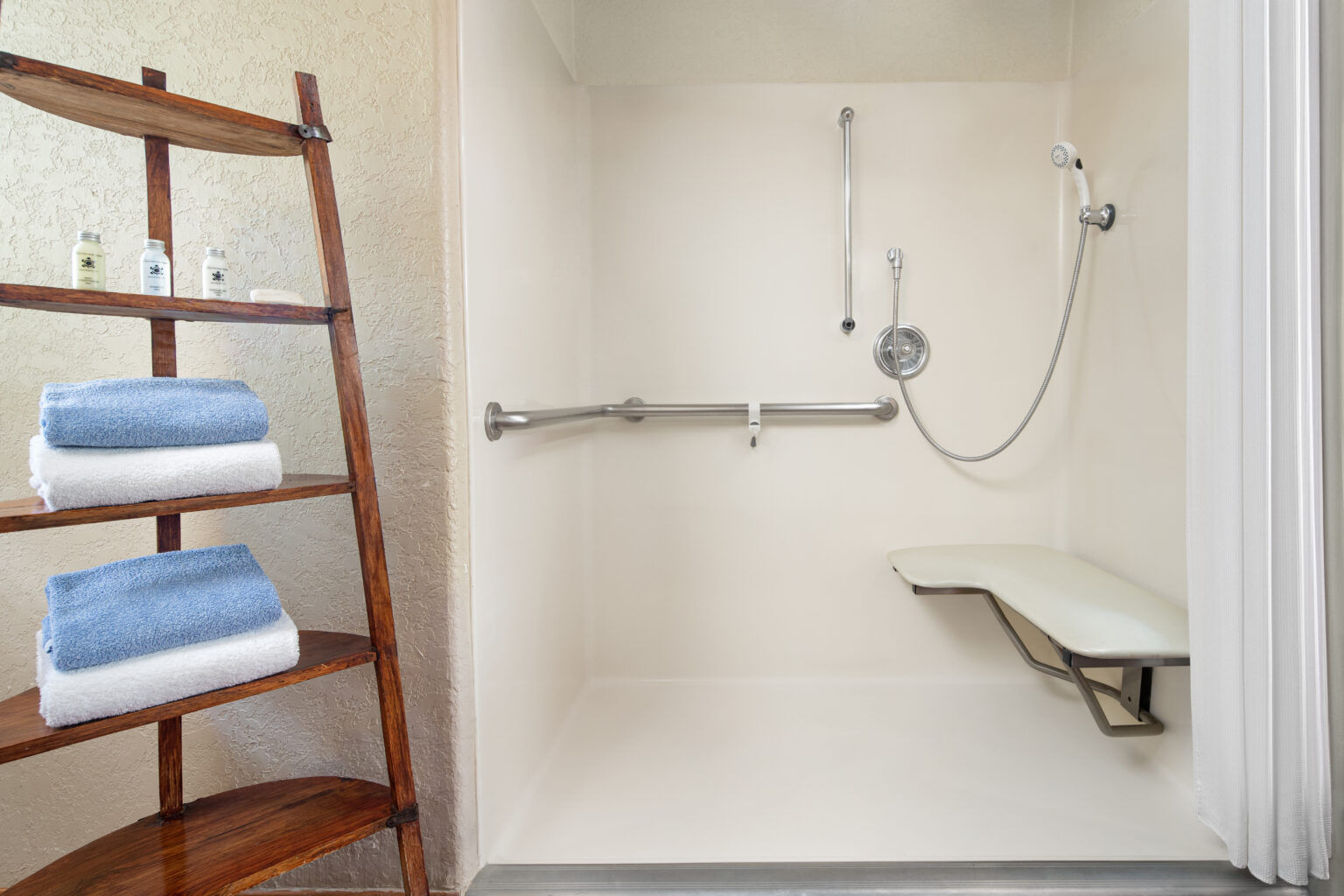 image Enjoy the convenience of an accessible bathroom designed for comfort and ease, ensuring a stress-free stay for all guests.