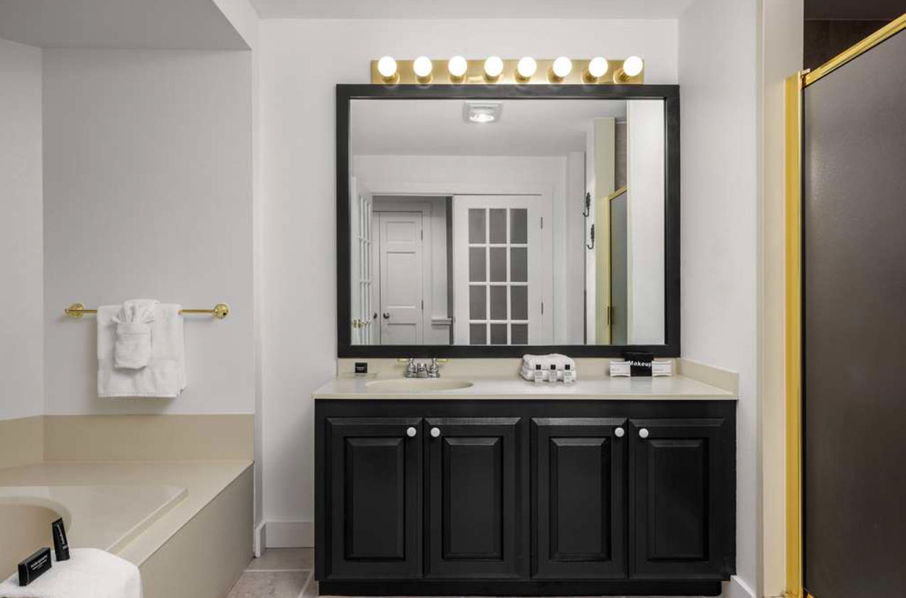 image Spacious and serene, this clean-lined bath offers a quiet place to refresh before the next chapter of your day.