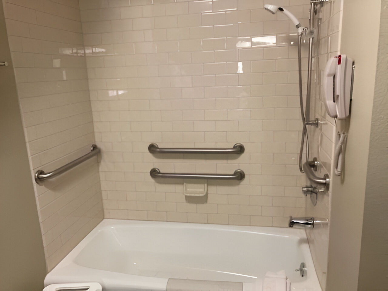 image Thoughtfully designed bath with support features for a safe and comfortable experience.