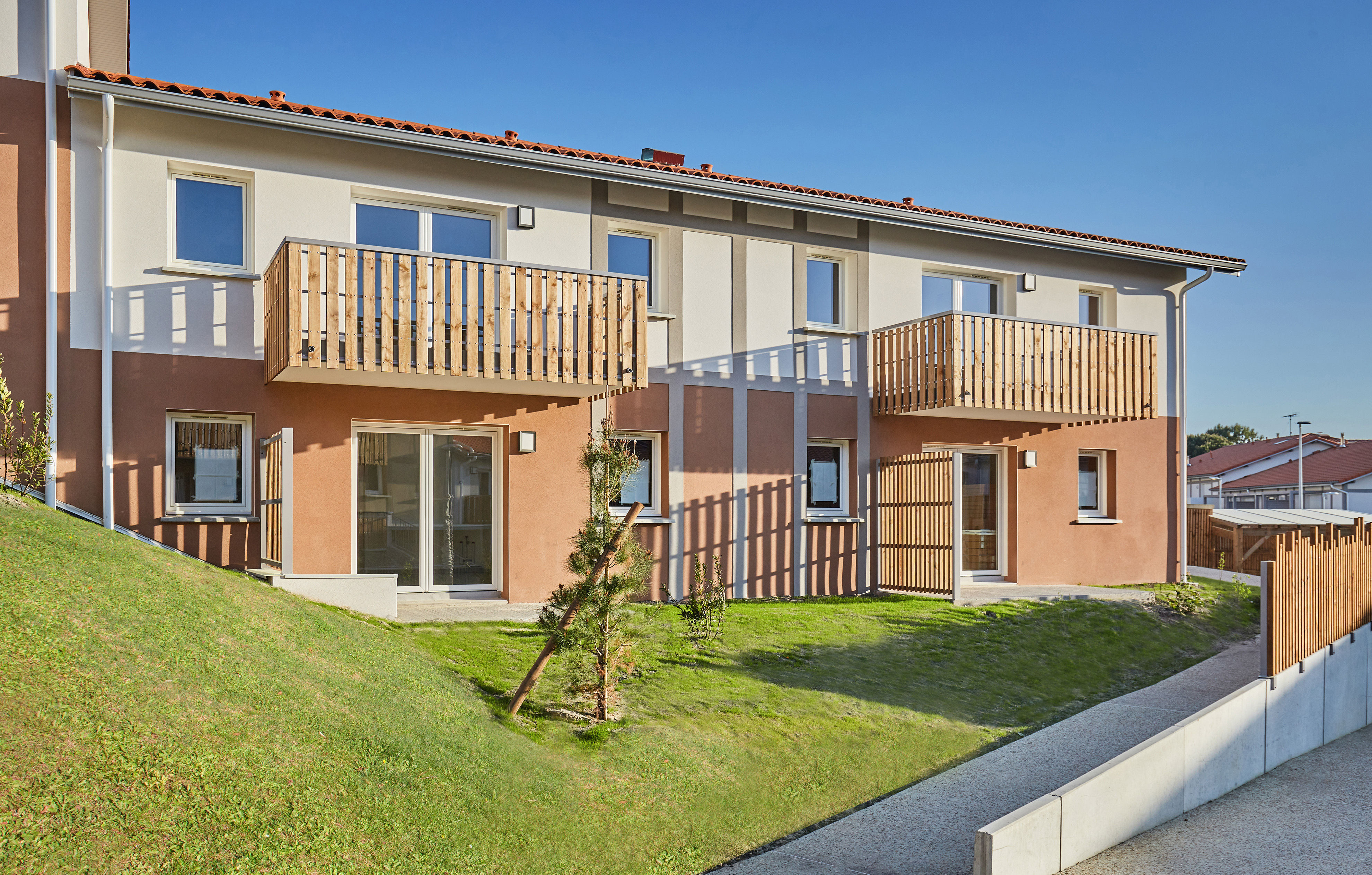 image Welcome to Mimizan, a popular seaside resort in the Landes region, ideal for holidays with family or friends.