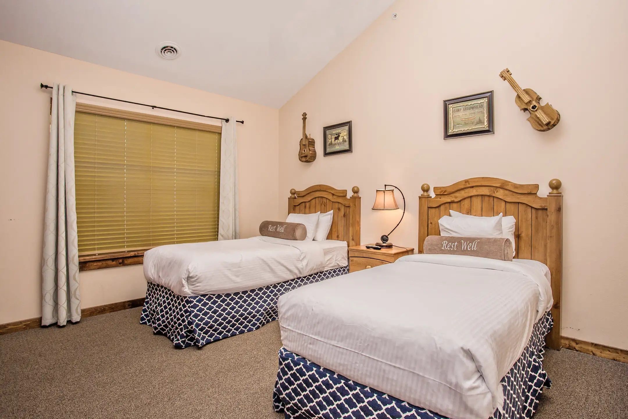 image Bedroom with two twin beds and cozy decor.