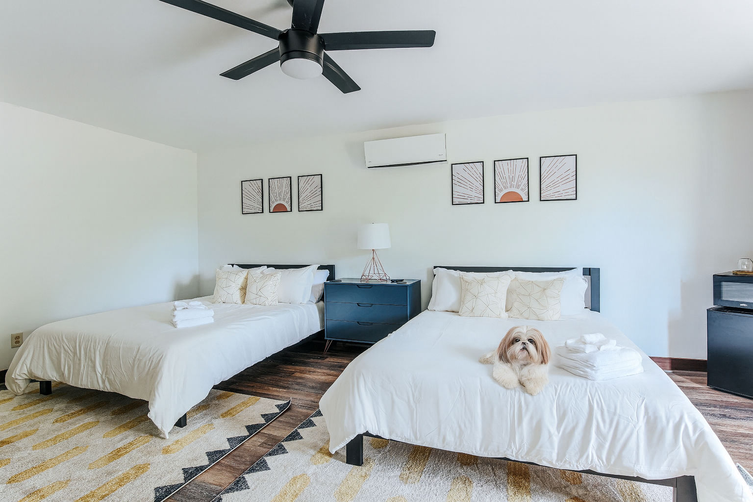 image A welcoming retreat for you and your pets, where comfort meets companionship in a cozy, pet‑friendly suite.