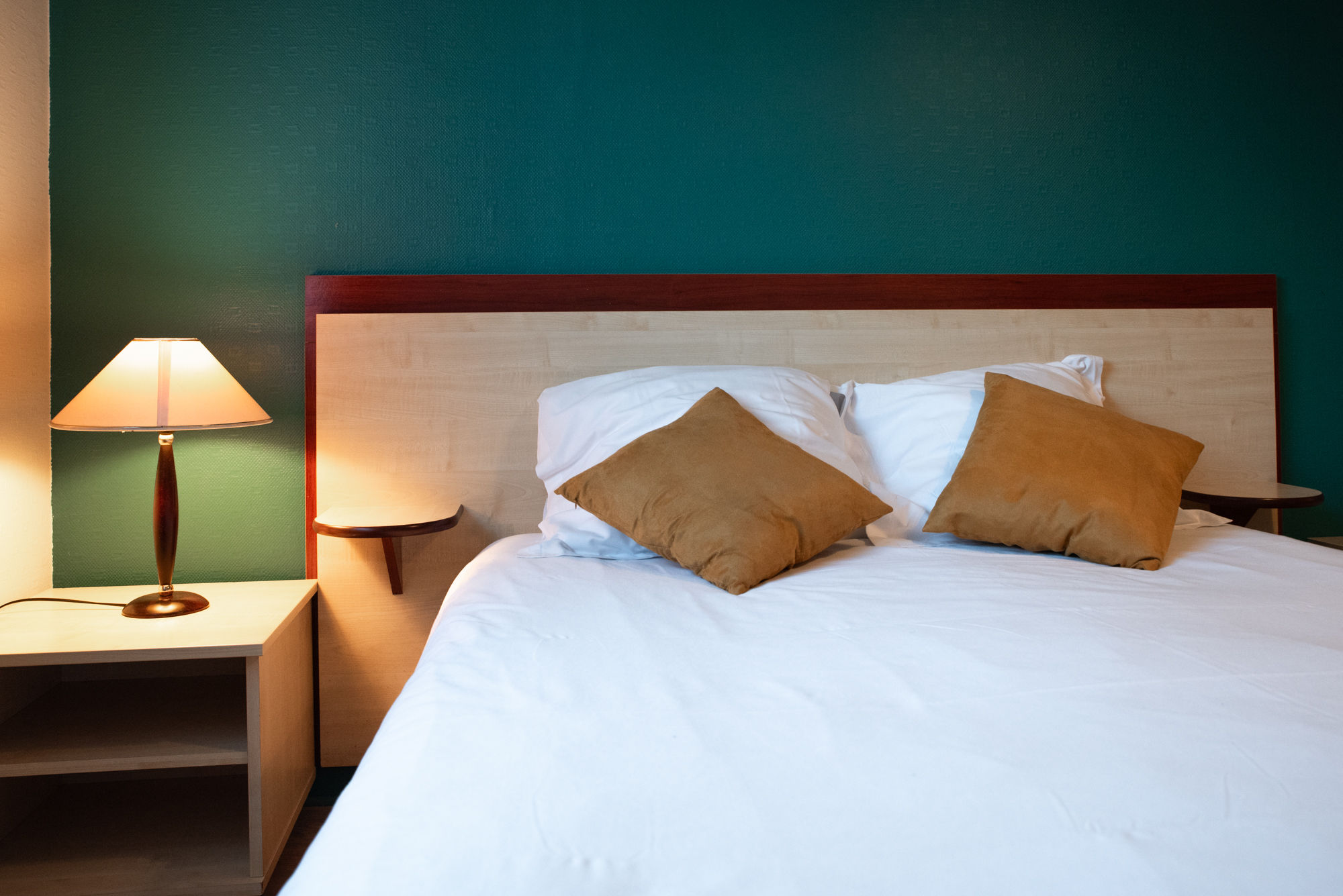 image A cozy sleeping space designed for restful nights in a calm atmosphere.