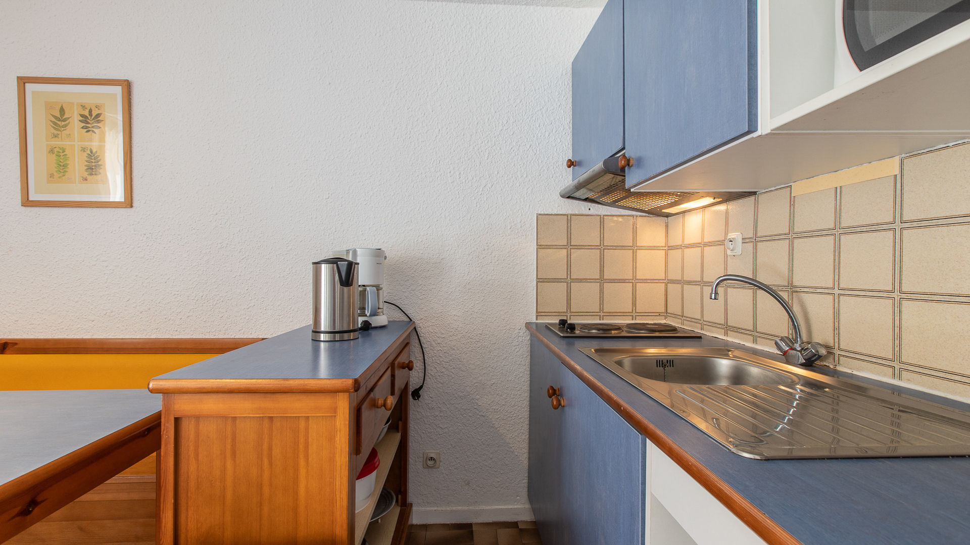image Fully equipped kitchen with all essentials for a comfortable stay.