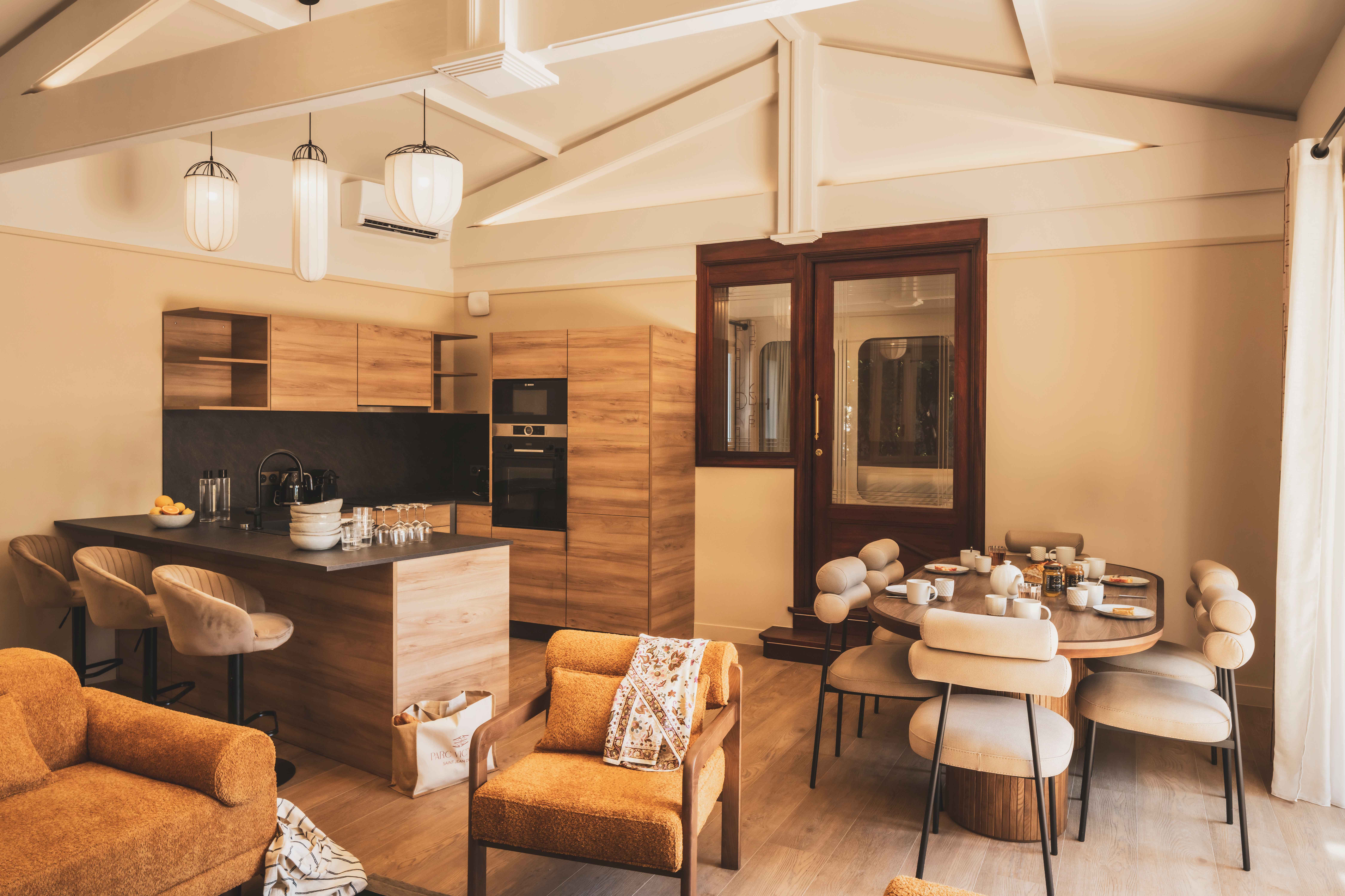 image A cozy and inviting lounge where natural light and soft tones create a warm, relaxing atmosphere.