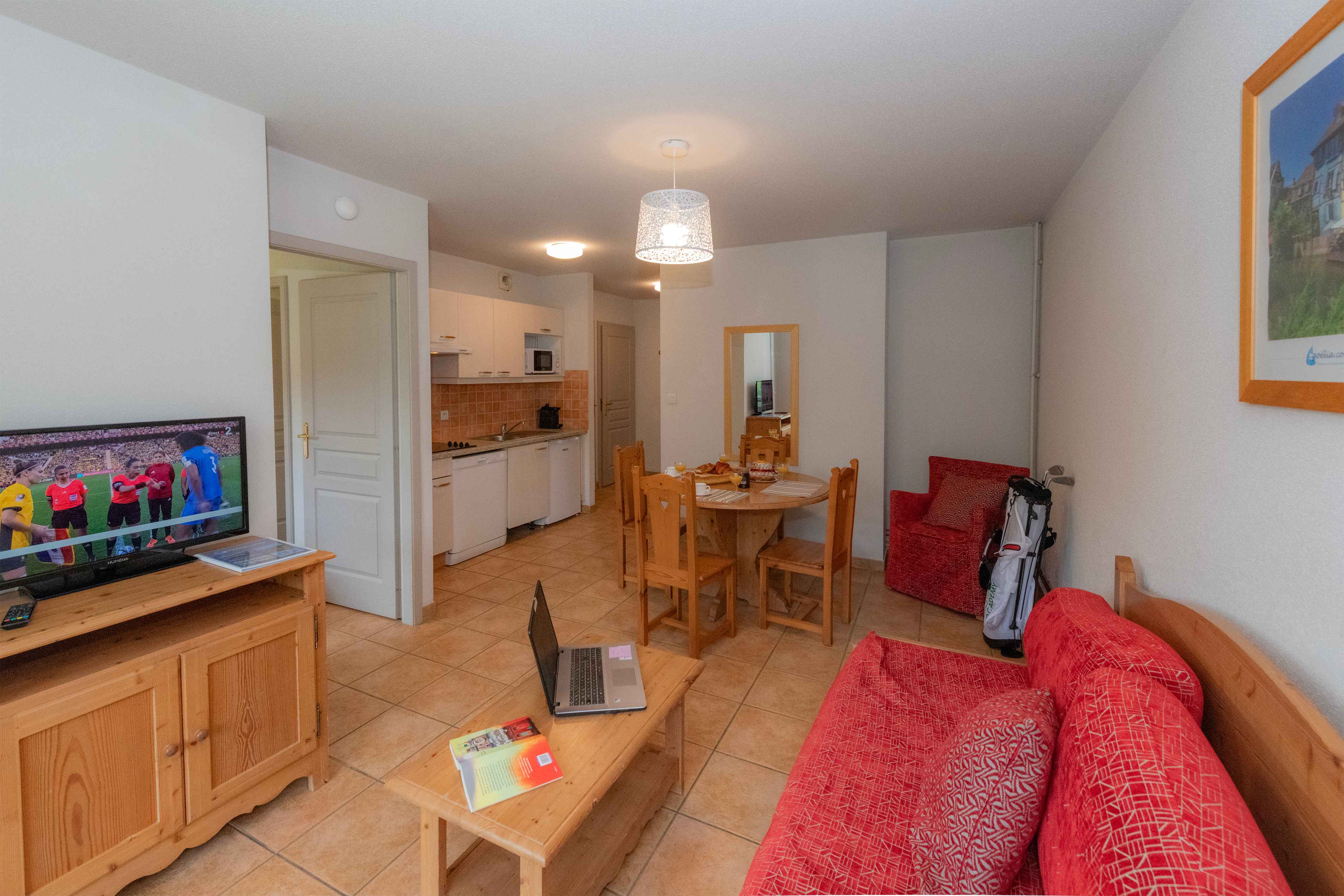 image The spacious living area flows directly onto the balcony, making it easy to move between indoors and the fresh Alsatian air.