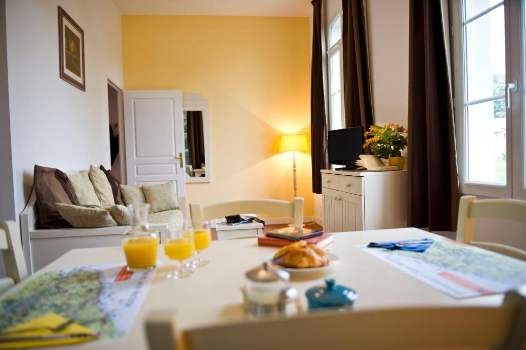 image Morning light streams through the windows — your coffee maker and kettle are ready when you are