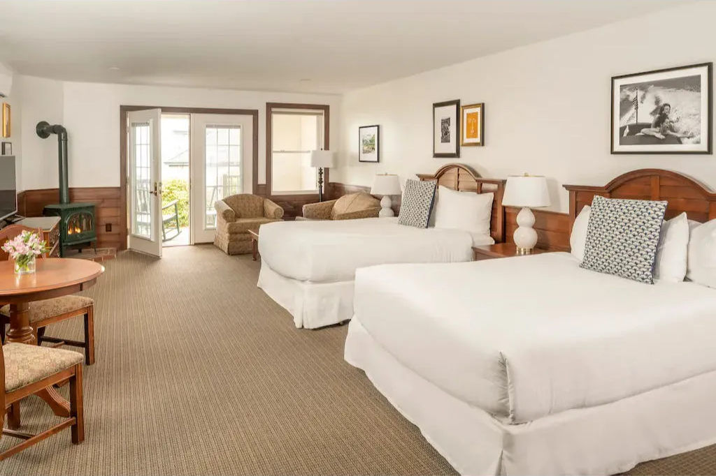 image Drift to sleep in one of the comfortable beds.