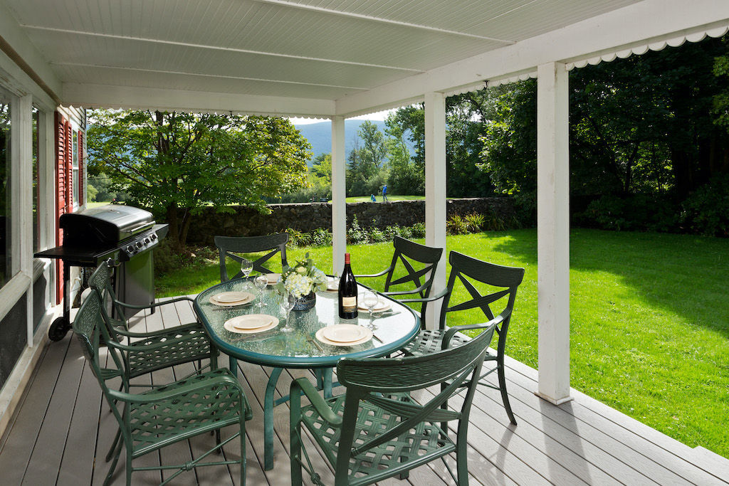 image Enjoy a tasty meal on the private patio.