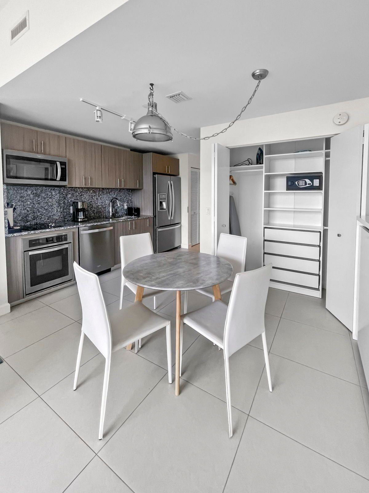 image Enjoy a modern kitchen equipped for any culinary adventure, perfect for home-cooked meals.